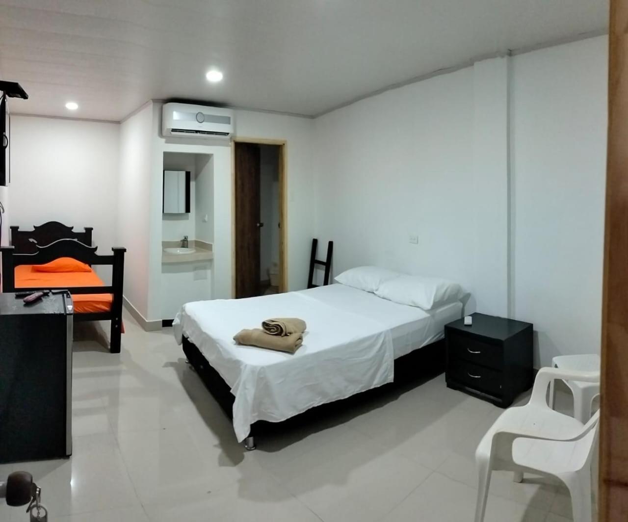 Apartamentos Y Habitaciones Alvaro Vaca San Andrés Exterior photo