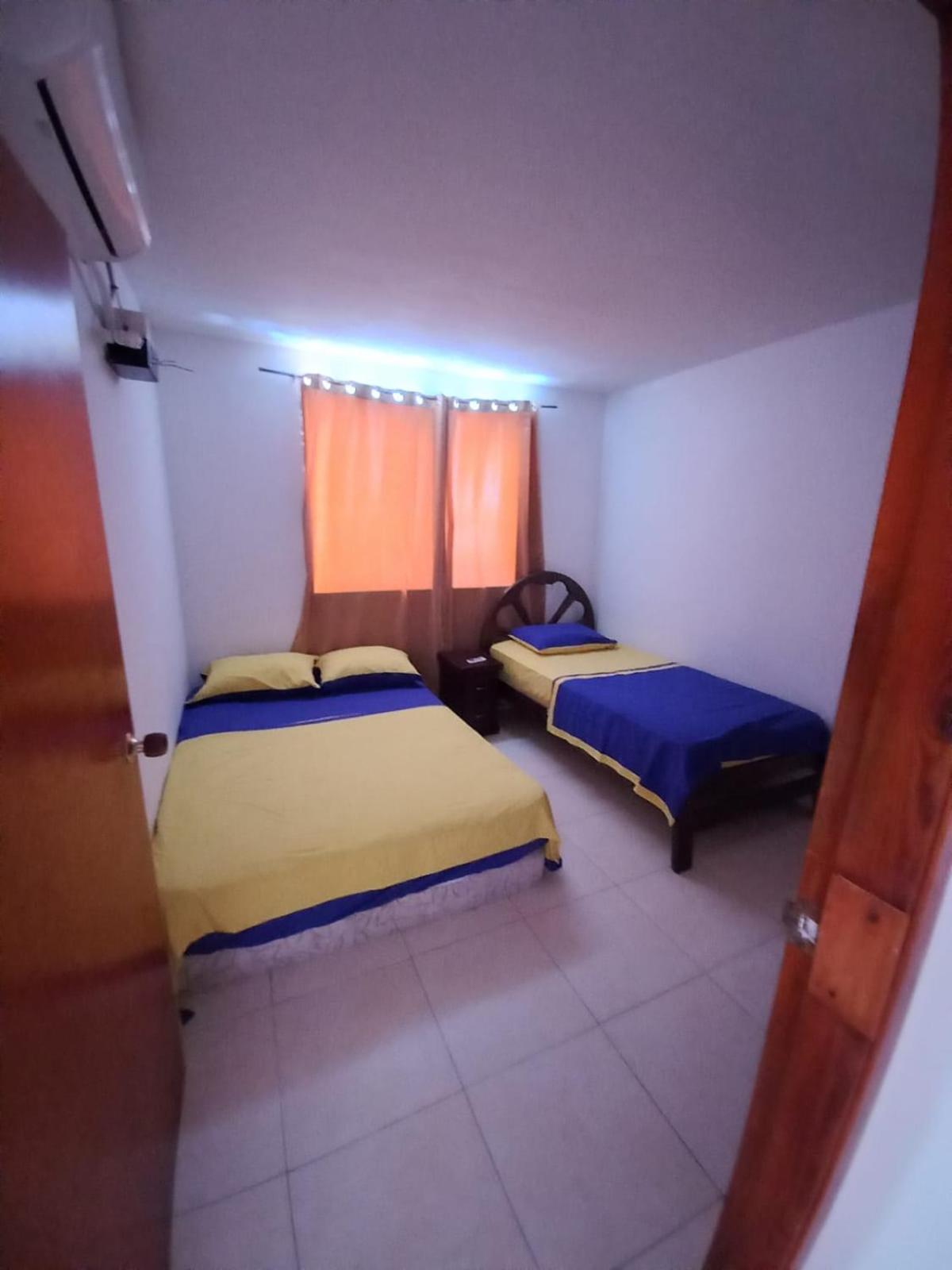 Apartamentos Y Habitaciones Alvaro Vaca San Andrés Exterior photo
